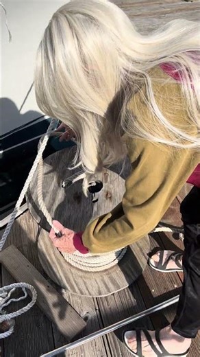 This Tangled Rope Problem Has an Easy Fix #shorts #tutorial #boating