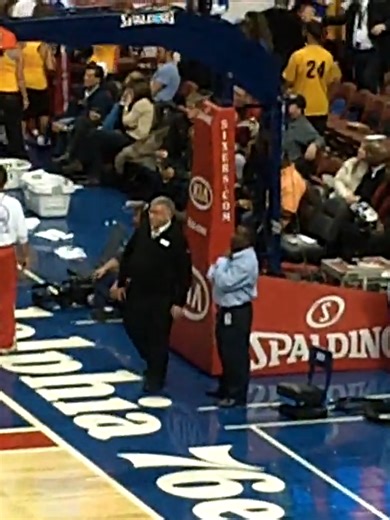 Zumba at Sixers Halftime Show #zumbafitness #zumbahalftimeshow💜 #cardiyofitnesswithjenn #cardiodance #dancefitness #dancefitnessinstructor #funworkouts #beyourself #cardio