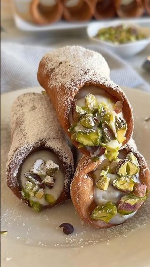 Italian Cannoli Siciliani #traditionalrecipe
