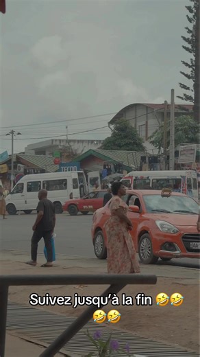 J’ai arrêté un Monsieur dans la rue 😭😭 Caméra caché#PRANK HUMOUR#🤣🤣