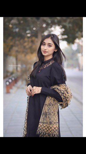 Shoot kaisi laga comments py batao sb😄❤️ Insta py follow Kro yr❤️🫣 DM for shoots & collaboration 📸 . . . #photography #weddingvideo #streetphotography #videography #hunny_photography9