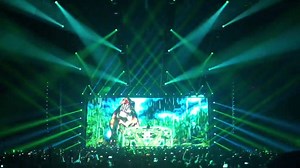 OMG the visuals! 😱😱 | Run The Trap Supply