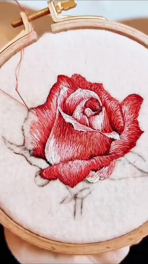 44K views · 1K reactions | Beautiful Rose Embroidery 瑱臨 . ....