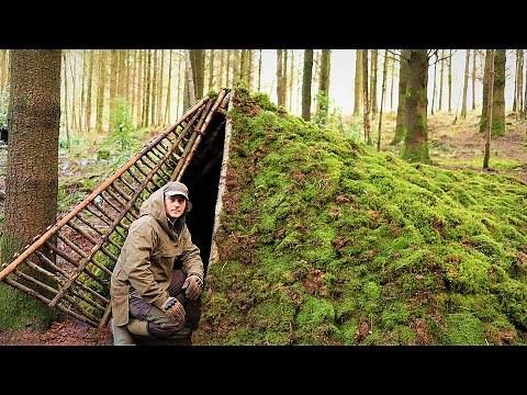 1 Year Secret Primitive Stealth Shelter | Moss Roof | Bushcraft | Survival | Wilderness Hut