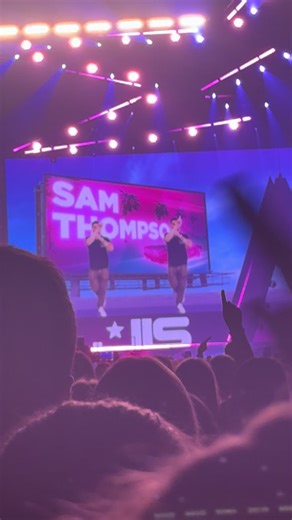 Sam Thompson Cameo Reaction from The Club is Alive Tour