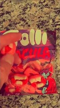 Trolli Dracula Fangs — Strawberry Bites from the Crypt