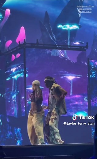 Taylor Terry's Heartfelt Performance at Breezy Bowl