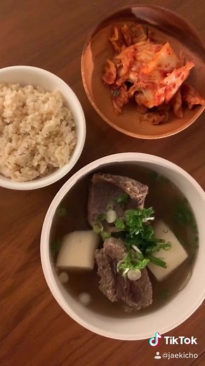 Delicious Galbitang Recipe | Cooking Korean Galbi Tang at Home