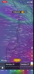 13K views · 163 reactions | MONDAY cold front wind modelling forecast Monday wind gust update Monday’s front is looking strong Wind gust forecast from the ecmwf have gusts to 125kmh Wind gusts above 80kmh will start after Monday lunchtime and continue through to Tuesday. This front has the wind gusts pushing well inland not just along the coast.. The chart below shows wind gust strengths and timing of the gusts.. | Perth Weather Live | Facebook