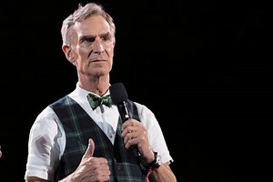 On TikTok, Bill Nye shows science of wearing a mask