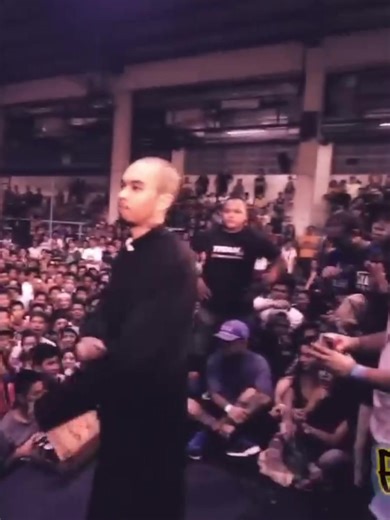 PARI NG TUGMA! LOONIE VS AKLAS CTTO: FLIPTOP BATTLE LEAGUE #fliptop #loonie #aklas #anygma #battlerap #highlight #bars #rap #dello #sinio