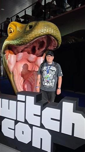YARASKY & XSOLLA OP TWITCHCON!