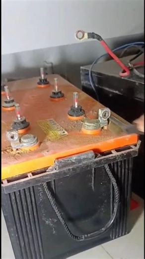 Remove carbon from inverter battery terminals #inverterbatterycleaning #cleanbatterycarbon #shorts