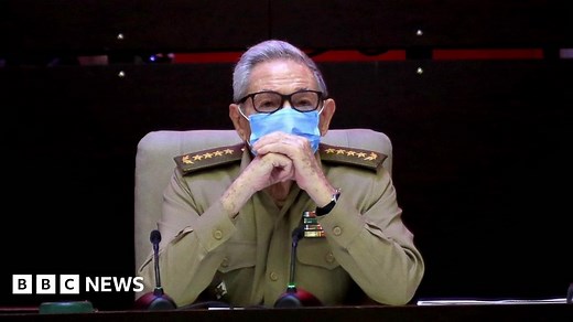 Raúl Castro steps down as Cuban Communist Party leader