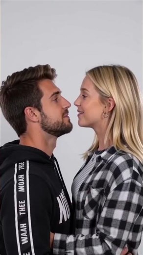 The Perfect Height Gap! 😂 How to Kiss Your Short Girlfriend