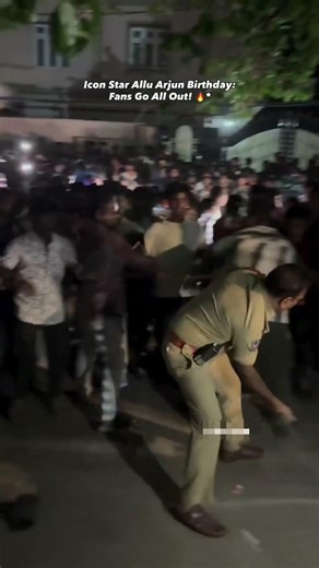 Icon Star Allu Arjun Birthday Fans Celebration #alluarjun #pushpa #trending #shorts #pushparaj