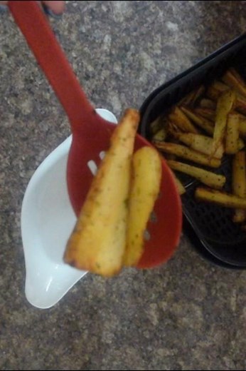 Air Fryer Parsnips (marks and spencer christmas ideas)