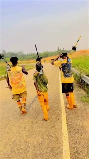 money Dey Bush (@money.dey.bush)’s videos with Hustle - Young Pop Music