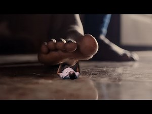 GIANTESS FOOT CRUSH - VR