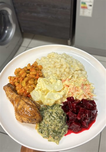 Delicious Creamy Spinach and Chakalaka Recipes