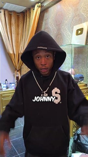Name someone who can make better diamond grills than me? 👀 #hiphopculture #johnnydang #shorts