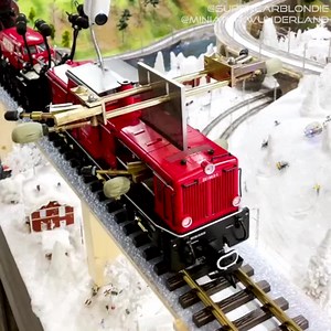 2.8M views · 51K reactions | This hyper realistic miniature world Miniatur Wunderland features over 10,000 Cars, has the world's smallest working airport and features multiple world records! | Supercar Blondie | Facebook