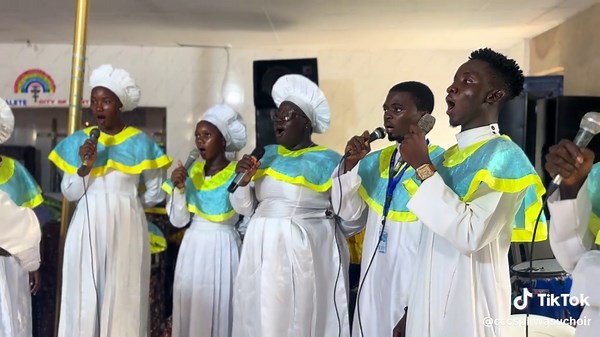 Angelic Praise: Heavenly Joy in Song