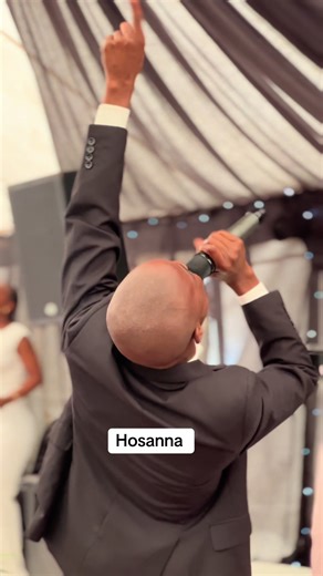 Hosanna Amani: Uplifting Praise Video