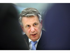 Shell CEO Says Governments Need to Tax Energy Firms to Help Poor