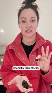 Grüns Superfood Gummies are your all-in-one health hack! Packed with 20+ vitamins, minerals, and prebiotics, they boost energy, support gut health, and keep you feeling awesome—all in one tasty, chewable punch! | Molly Mesnick | Facebook