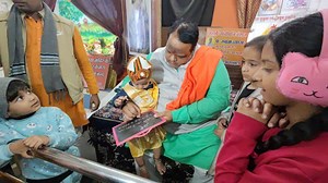 सांदीपनि आश्रम में बच्चों का विद्यारंभ संस्कार, श्रीकृष्ण ने यहां सीखी थीं 64 कलाएं