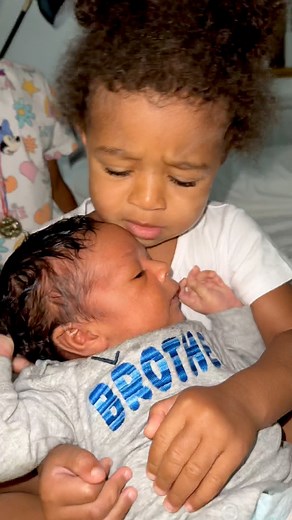 Summer is concerned for baby. She is protective over him | A Life Less Scripted