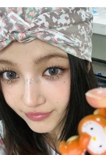 Understanding Crushes: The Confusing Dynamics of Attraction