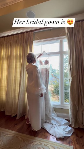 Another stunning bride #stunningbride #bridalgown #transition #wedding #weddings #reelweddings #fyp #bridalparty #weddingday #bride #wedding2022 #weddingparty #reelvideos #behindthescenes #weddingphotographer #neworleansphotographer #reelsvideo #reelsviral #fbreels #facebookreels | Yehleen Photography, LLC