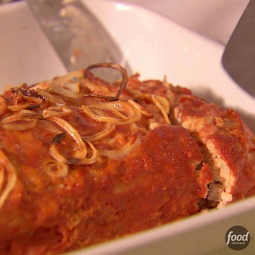 837K views · 3.2K reactions | There's a SECRET ingredient to this Turkey Meatloaf that keeps it super moist! (via Ellie Krieger) | Food Network | Facebook