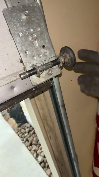 How to replace garage door rollers