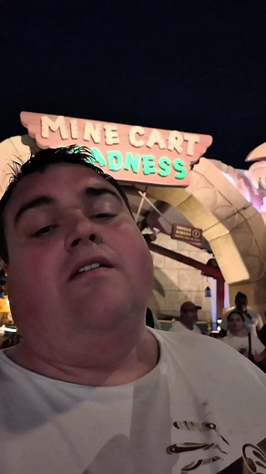 Fat Testing Mine Cart Madness in Donkey Kong Country at Universal Studios’ new Epic Universe theme park! Can plus-size riders fit? Let’s find out. You can watch the full walk-through on the tubes and make sure to check the bink in lio to get your free plus size guide to Epic Universe. And if you want to plan your trip, go ahead and reach out to me. I’d love to help you as your travel agent. #FatTestedTravel #EpicUniverse #UniversalStudios | Fat Tested Travel - Plus Size Disney