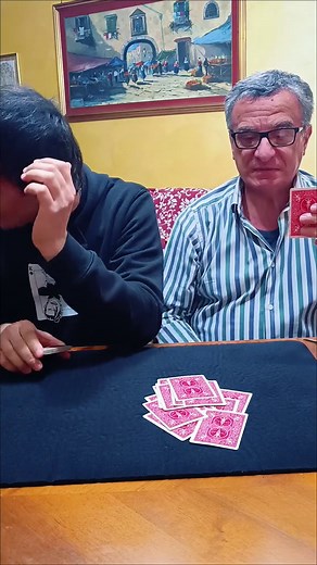 Magia con Carte: Trucchi Semplici da Imparare