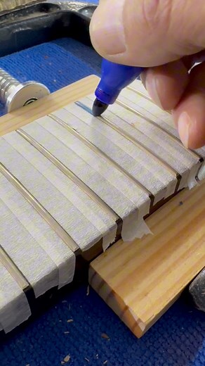 Fret leveling #luthier #laudero #art | Humberto Perez