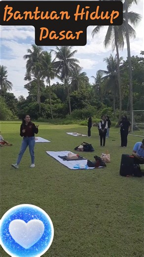 Kabarezsy fc. Kerjasama dengan Fakultas Kedokteran Unpatti untuk melatih anak2 melakukan BANTUAN HIDUP DASAR.(BASIC LIFE SUPPORT)BLS. #bantuanhidupdasar 3 Parts: 1)Introduction 2)Practical demonstration 3)Kabarezsy player puts it into practice. | Hilary Syaranamual
