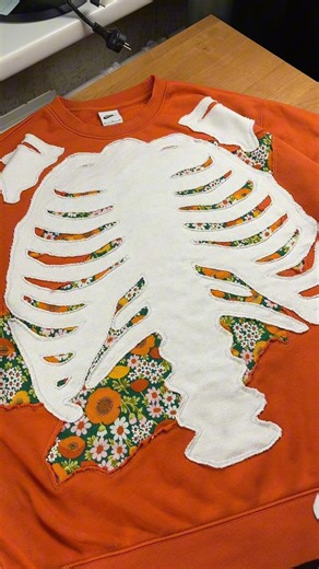 Upcycle sewing project that you can do at home #sewing #sewingtutorial #seweasy #upcycling #upcycle