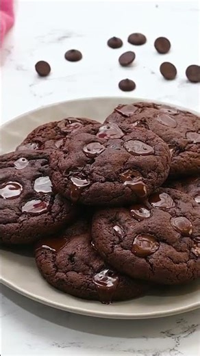 Ultimate Double Chocolate Chip Cookies 🍪🍫