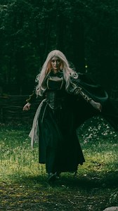 10K views · 326 reactions | We'd love to hear your thoughts, adventurers!  Are you a cape lover searching for the perfect cape, cloak, or robe for your LARP, Ren Faire, or medieval fantasy outfit? 慄‍♂️ Why not check out our website? After all, one can never have too many cloaks!  #larp #fantasyclothing #renfaire #capes #cloaks | Epic Armoury | Facebook