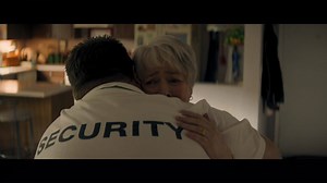 After being wrongfully accused by the media, will he be able to redeem his tarnished reputation? Watch #RichardJewell directed by the legendary Clint Eastwood, in cinemas January 9. بعد أن تم اتهامه بجريمة لم يرتكبها، هل سيتمكن من تبرئة سمعته؟ شاهدوا Richard Jewell من إخراج العملاق، كلينت إيستوود، في السينما 9 يناير. | Warner Bros. Pictures