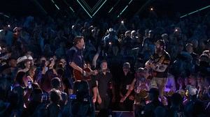 "Pour Me A Drink" live at #CMAFest with Post Malone 🍻 | Blake Shelton