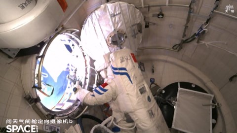 China's Shenzhou 19 Crew Conducts Spacewalk Outside Tiangong Space Station