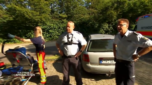 187K views · 2.3K reactions | 'Hast du sie noch alle !' Mutter Nicole ZERSTÖRT mutwillig fremdes Auto Die Spezialisten SAT | Spezialisten | Facebook