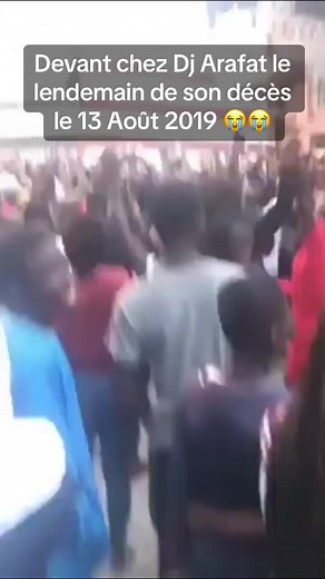 Déjà 5 ans que tu es partir Vieux mais sache que tu resteras toujours dans nos cœurs , repose en paix 🪽Dj Arafat🪽 👑#djarafat #cotedivoire🇨🇮 #france #model #legend #coupedecale #viral
