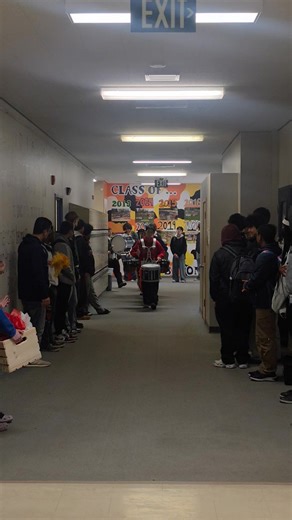 The best kind of send-off? One with drums, cheers, and a whole lot of Gator pride! Our Decatur Drumline helped send the Decatur HS Cheer Team off in style as they head to the WIAA State Cheer Competition in Battle Ground, WA this weekend. Yitadee! | Decatur High School