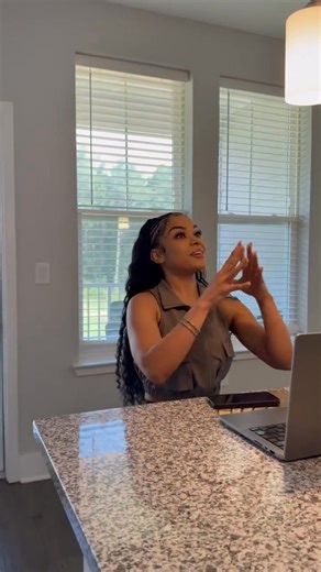 When Zashery meets Iman! | Carla Tortelli